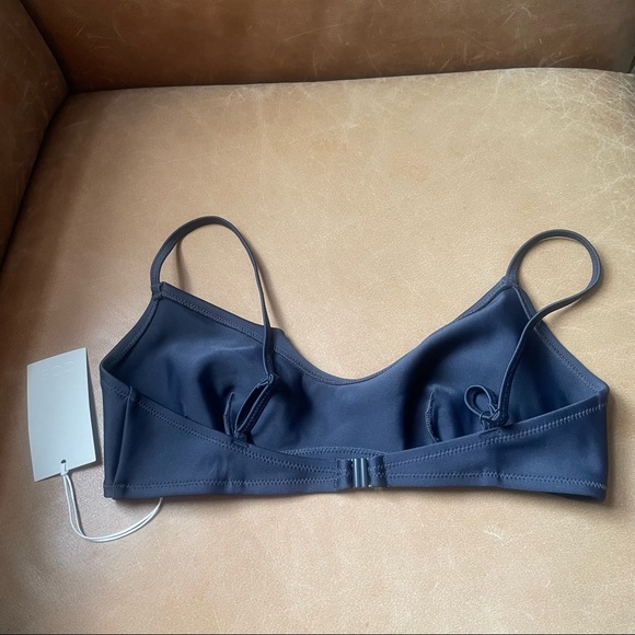 NWT COS navy ruffle swim bikini top triangle swimsuit summer 👙 - Picture 2 of 5